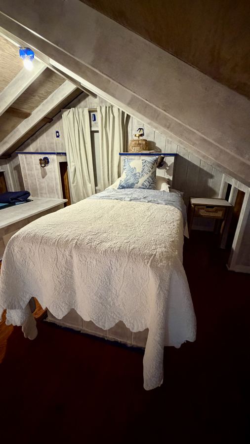 Loft bed
